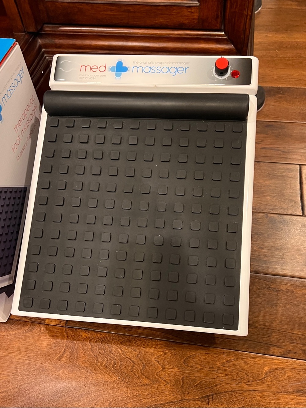 Med Massager Plus Vibrating Foot Platform